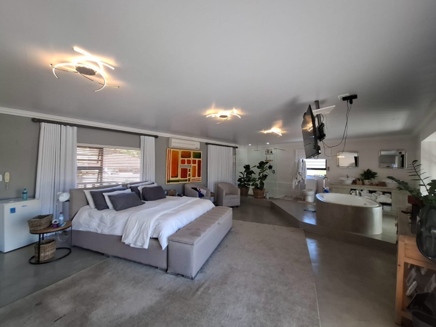 5 Bedroom Property for Sale in Cashan North West